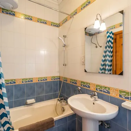 Spinola Bay Seafront Penthouse, With Large Outside Terrace With Bbq Апартаменты